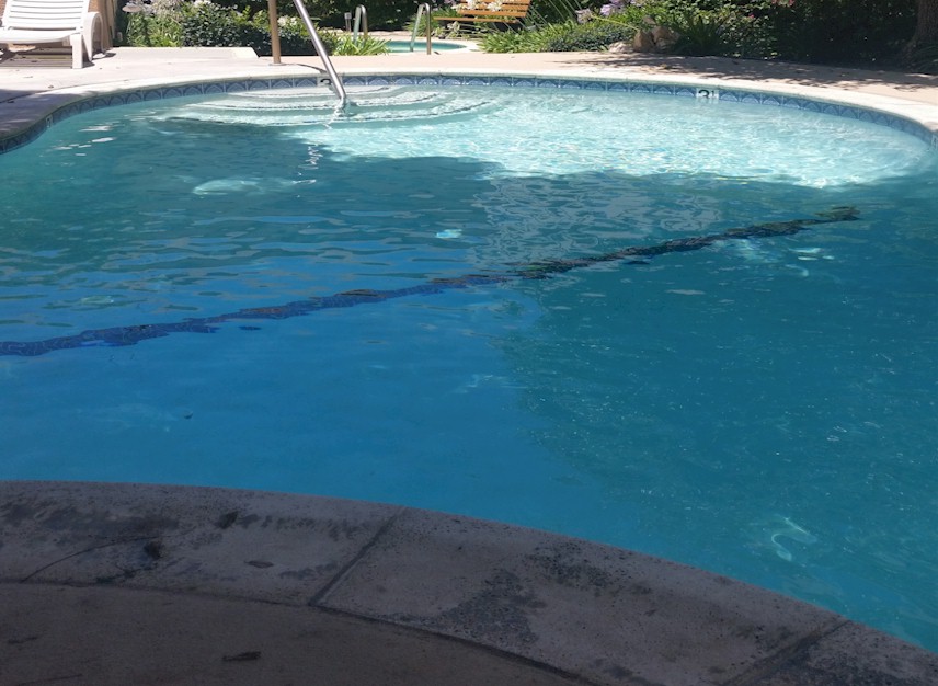 Keeping an HOA Pool & Spa Mainitained